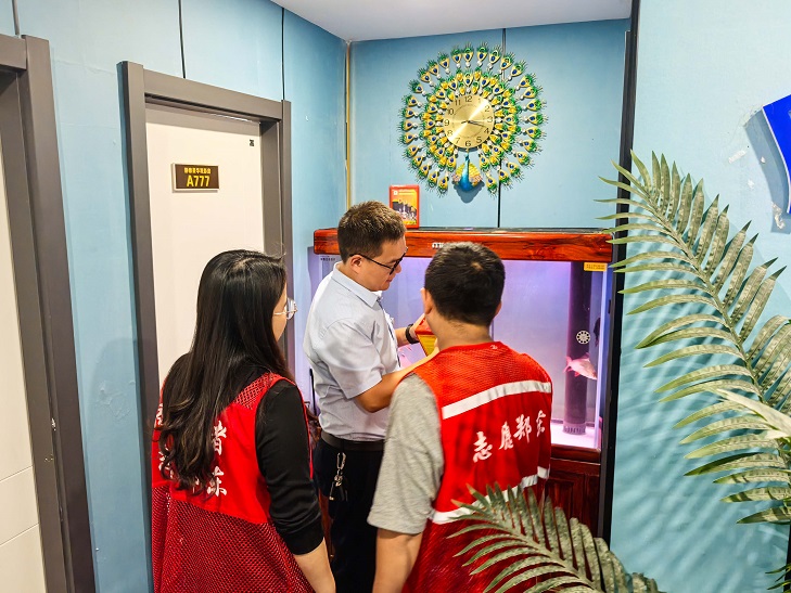 1728894733470351.jpg 东方阳光4.jpg